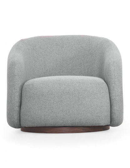 Vista frontal sillón giratorio moderno gris claro con diseño curvo y base giratoria de madera
